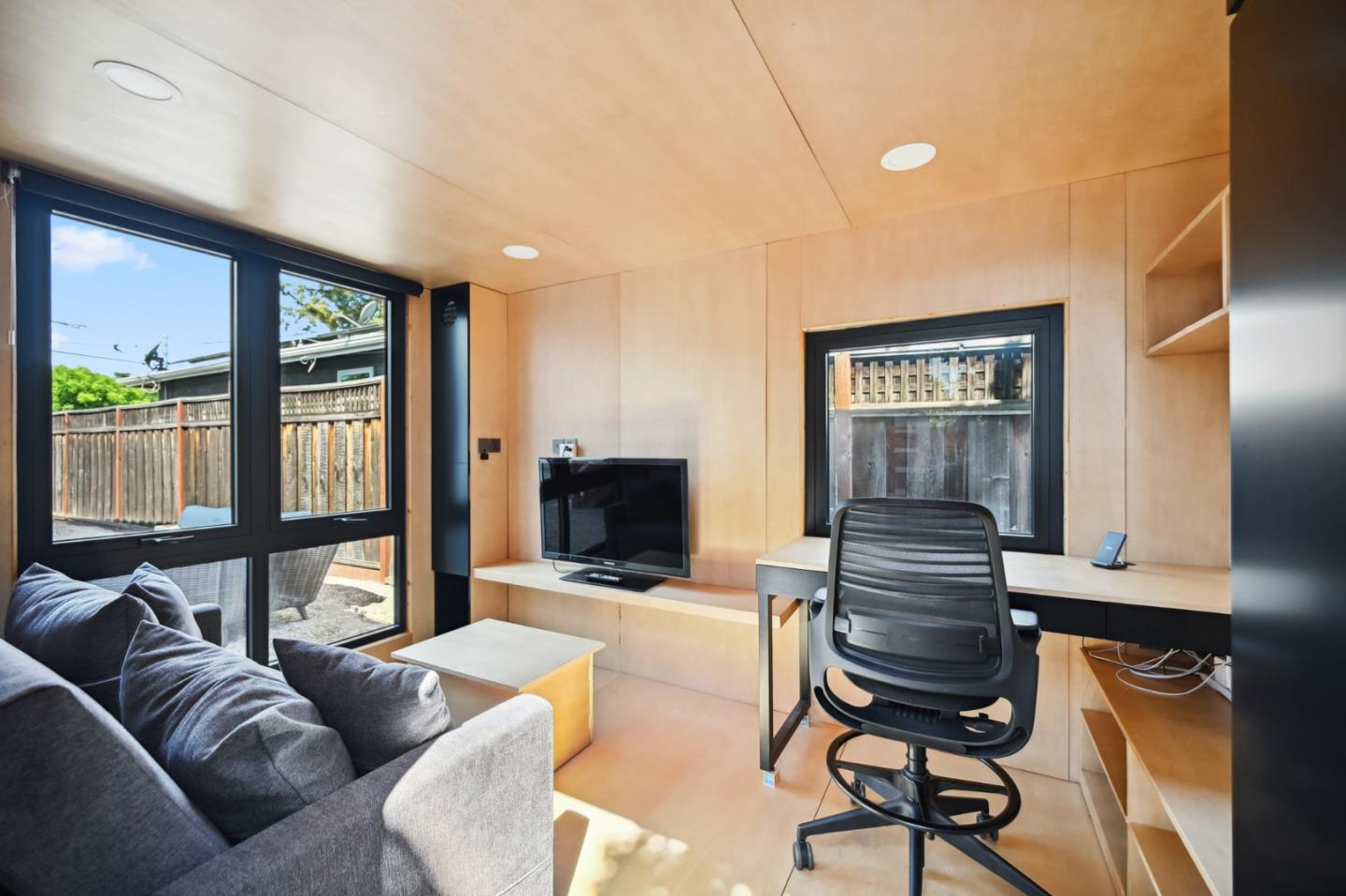 Detail Gallery Image 27 of 27 For 569 Alameda De Las Pulgas, Redwood City,  CA 94062 - 3 Beds | 2 Baths