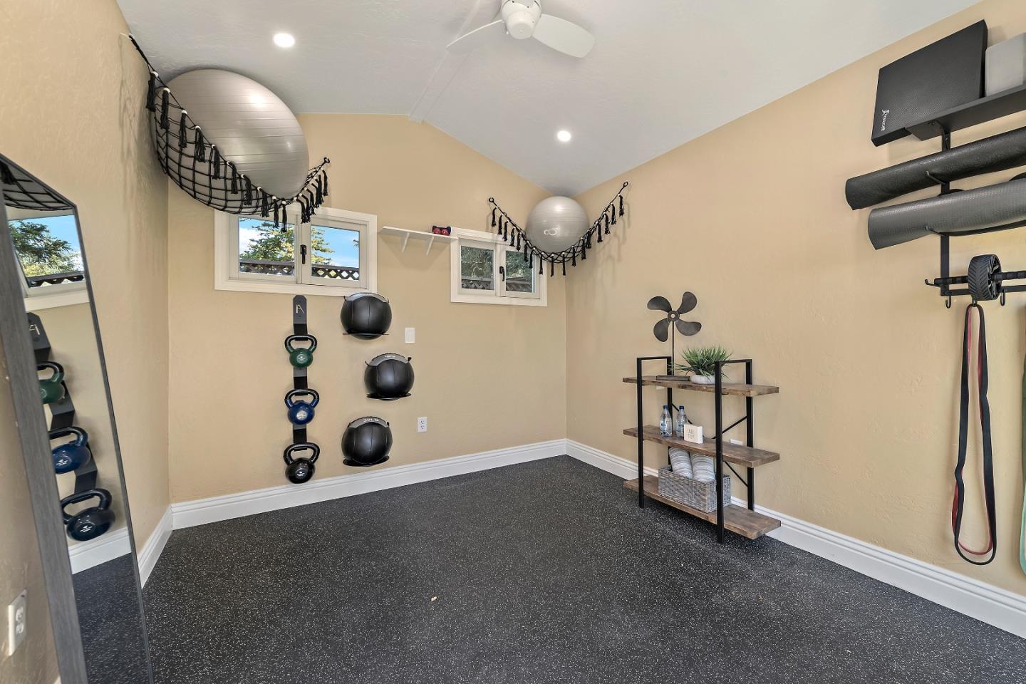Detail Gallery Image 51 of 60 For 16464 Shady View Ln, Los Gatos,  CA 95032 - 4 Beds | 3 Baths
