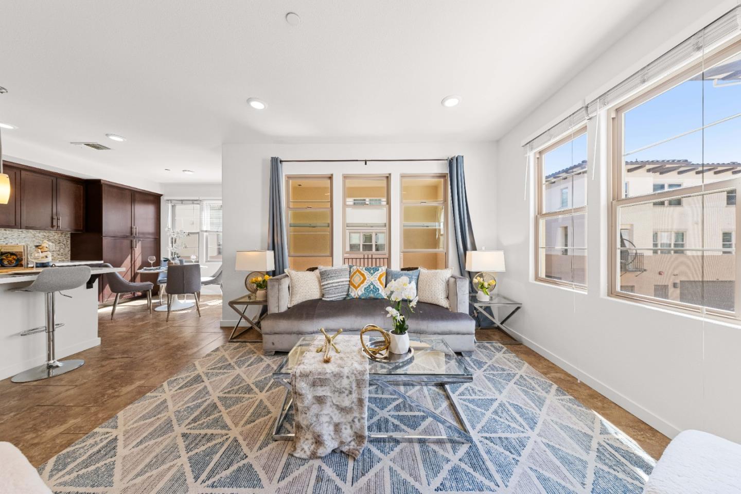 Detail Gallery Image 11 of 59 For 1071 Dewberry Pl #104,  San Jose,  CA 95131 - 3 Beds | 3 Baths