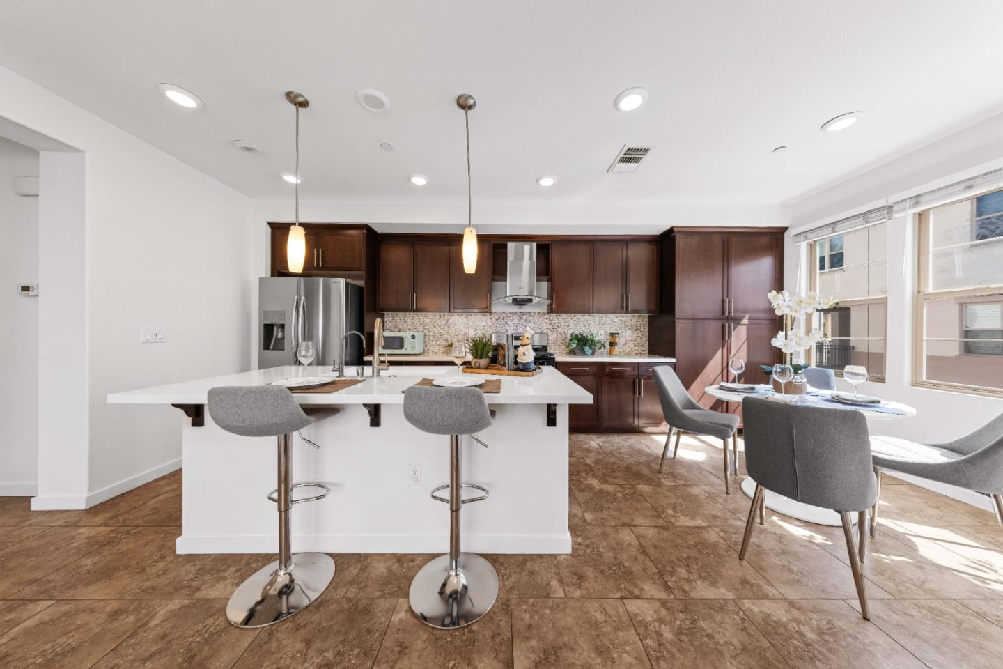 Detail Gallery Image 20 of 59 For 1071 Dewberry Pl #104,  San Jose,  CA 95131 - 3 Beds | 3 Baths