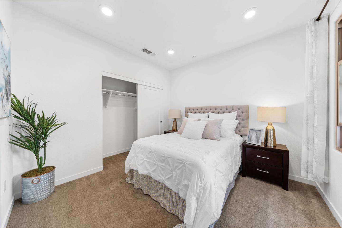 Detail Gallery Image 27 of 59 For 1071 Dewberry Pl #104,  San Jose,  CA 95131 - 3 Beds | 3 Baths