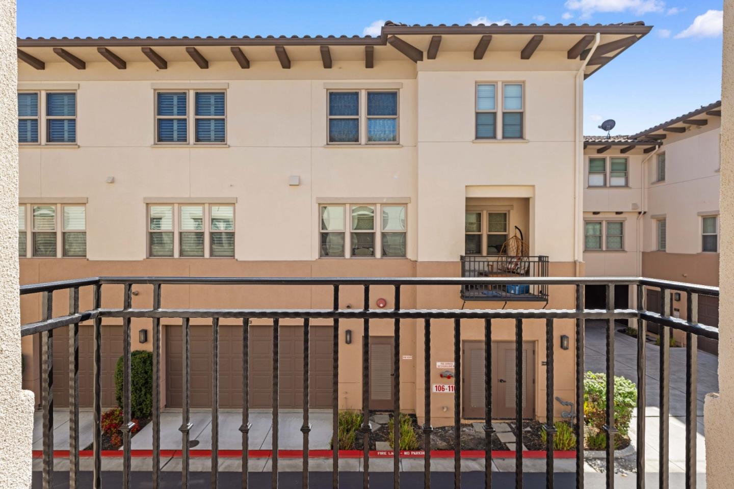 Detail Gallery Image 49 of 59 For 1071 Dewberry Pl #104,  San Jose,  CA 95131 - 3 Beds | 3 Baths