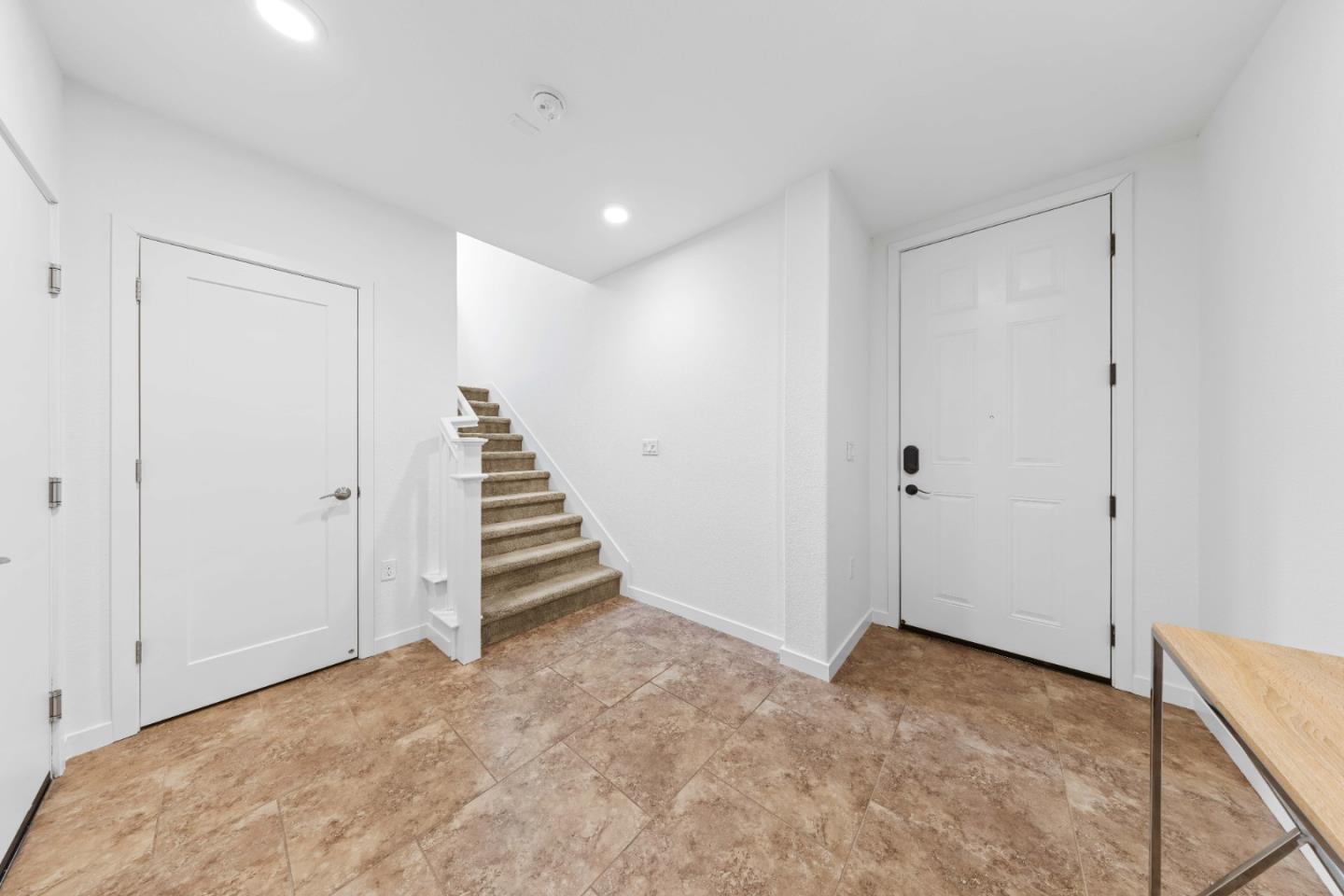 Detail Gallery Image 6 of 59 For 1071 Dewberry Pl #104,  San Jose,  CA 95131 - 3 Beds | 3 Baths