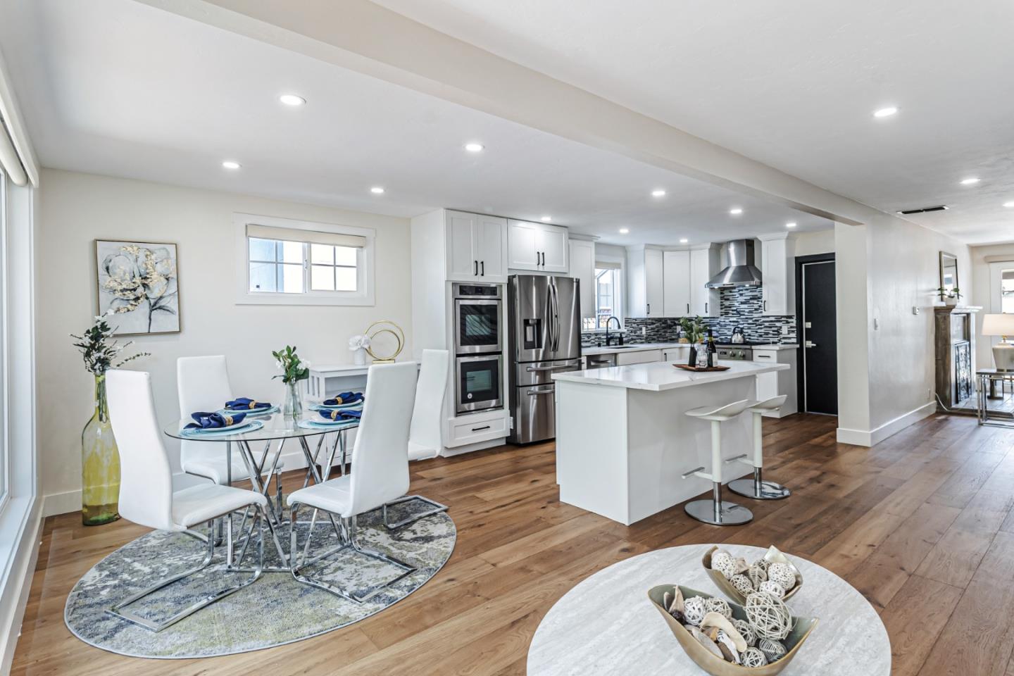 Detail Gallery Image 23 of 83 For 1135 Sevier Ave, Menlo Park,  CA 94025 - 5 Beds | 2 Baths