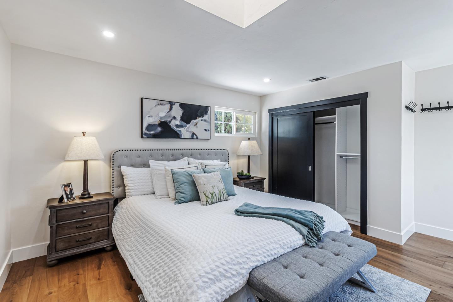 Detail Gallery Image 26 of 83 For 1135 Sevier Ave, Menlo Park,  CA 94025 - 5 Beds | 2 Baths