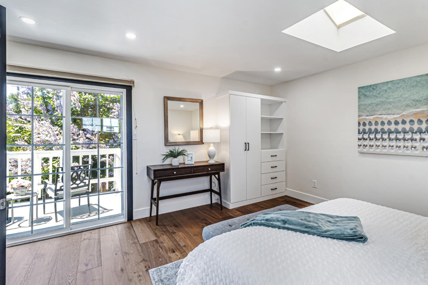 Detail Gallery Image 28 of 83 For 1135 Sevier Ave, Menlo Park,  CA 94025 - 5 Beds | 2 Baths