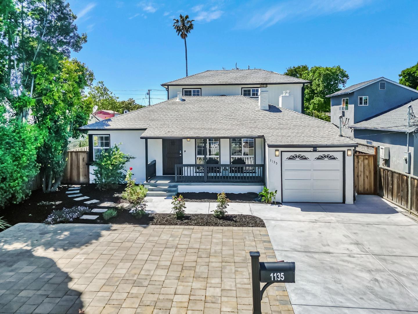 Detail Gallery Image 3 of 83 For 1135 Sevier Ave, Menlo Park,  CA 94025 - 5 Beds | 2 Baths