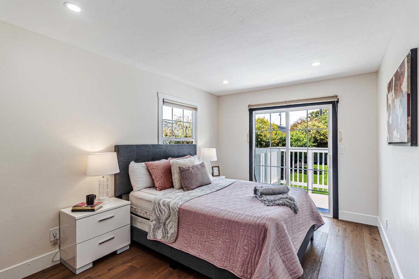 Detail Gallery Image 32 of 83 For 1135 Sevier Ave, Menlo Park,  CA 94025 - 5 Beds | 2 Baths