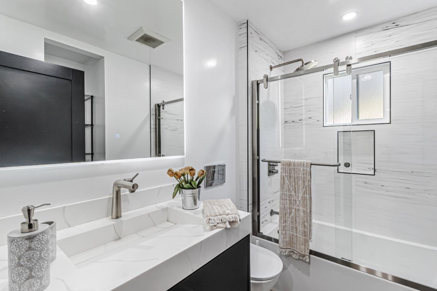 Detail Gallery Image 36 of 83 For 1135 Sevier Ave, Menlo Park,  CA 94025 - 5 Beds | 2 Baths