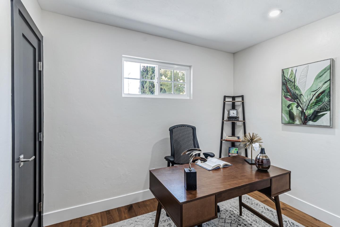 Detail Gallery Image 37 of 83 For 1135 Sevier Ave, Menlo Park,  CA 94025 - 5 Beds | 2 Baths