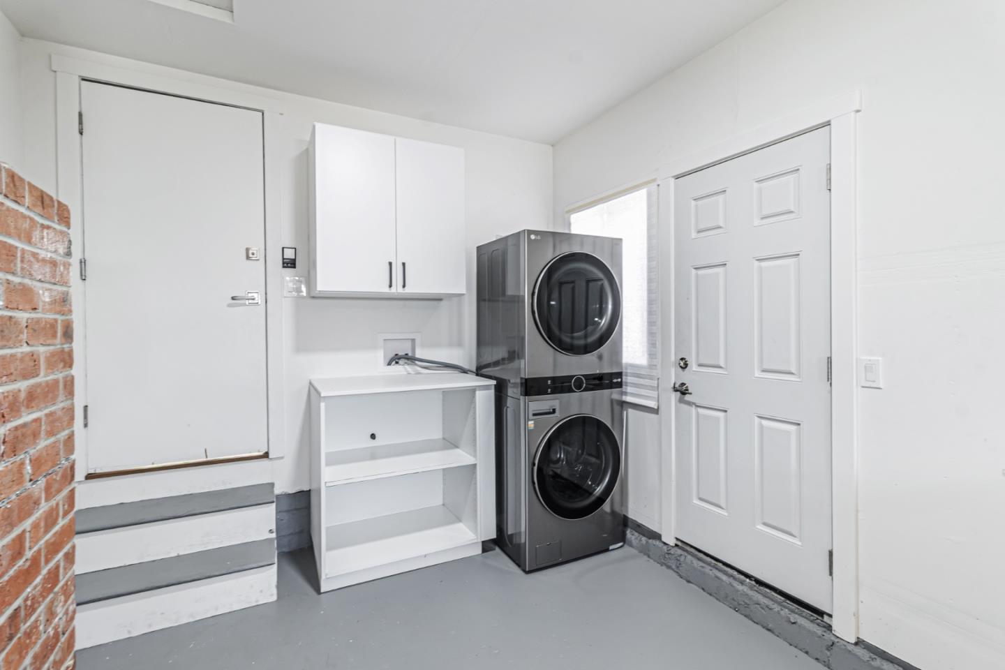 Detail Gallery Image 39 of 83 For 1135 Sevier Ave, Menlo Park,  CA 94025 - 5 Beds | 2 Baths