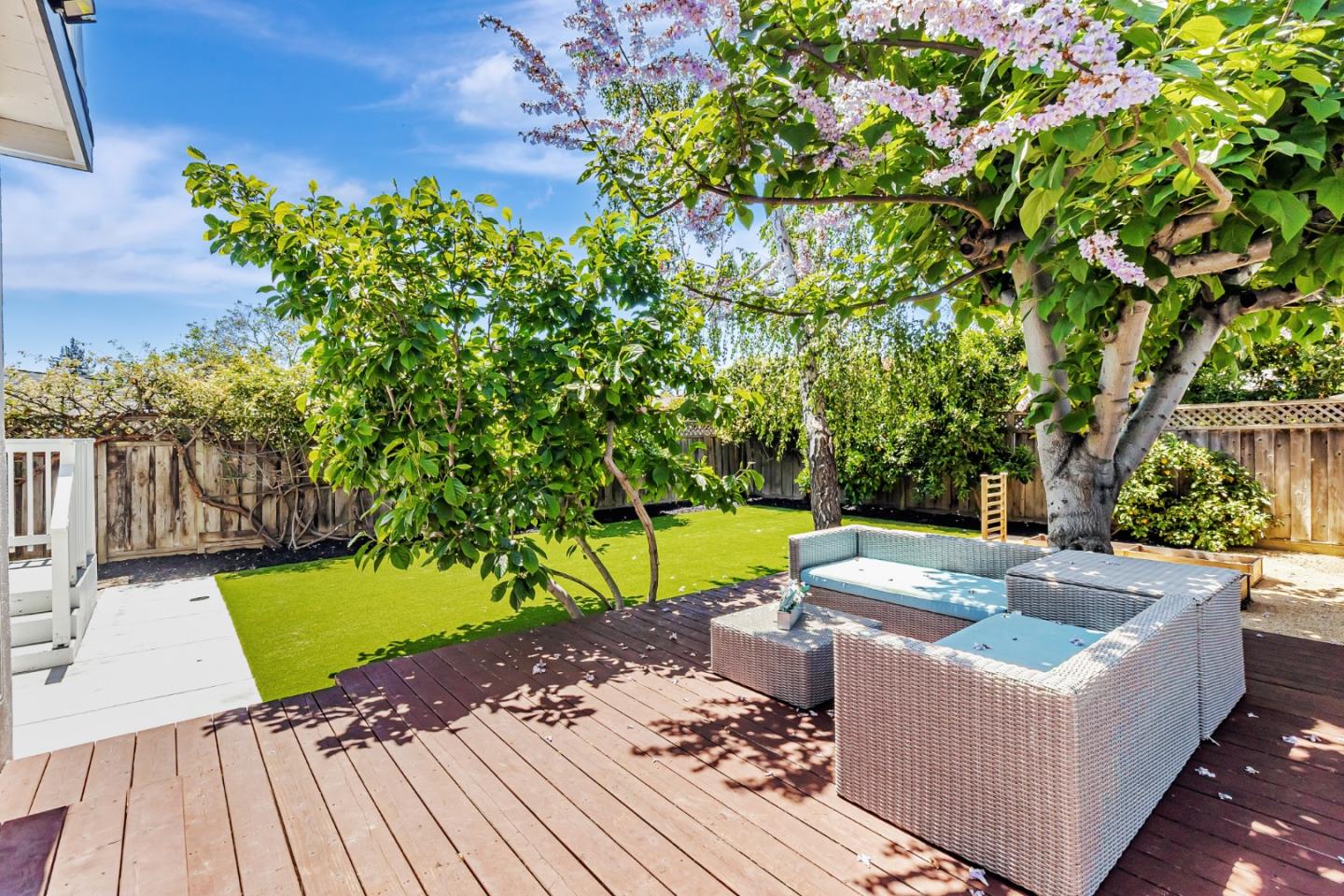 Detail Gallery Image 40 of 83 For 1135 Sevier Ave, Menlo Park,  CA 94025 - 5 Beds | 2 Baths