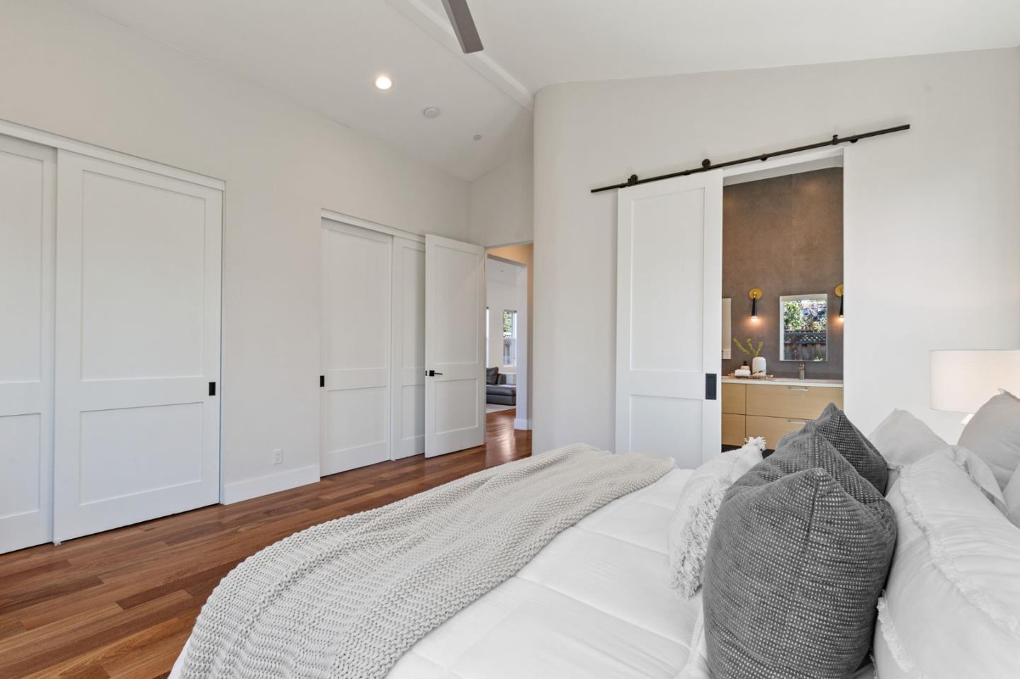 Detail Gallery Image 29 of 44 For 10271 Menhart Ln, Cupertino,  CA 95014 - 5 Beds | 3/1 Baths