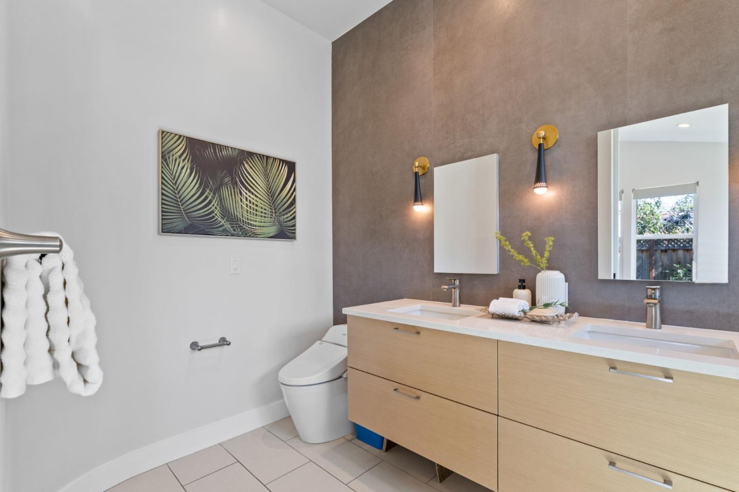 Detail Gallery Image 30 of 44 For 10271 Menhart Ln, Cupertino,  CA 95014 - 5 Beds | 3/1 Baths