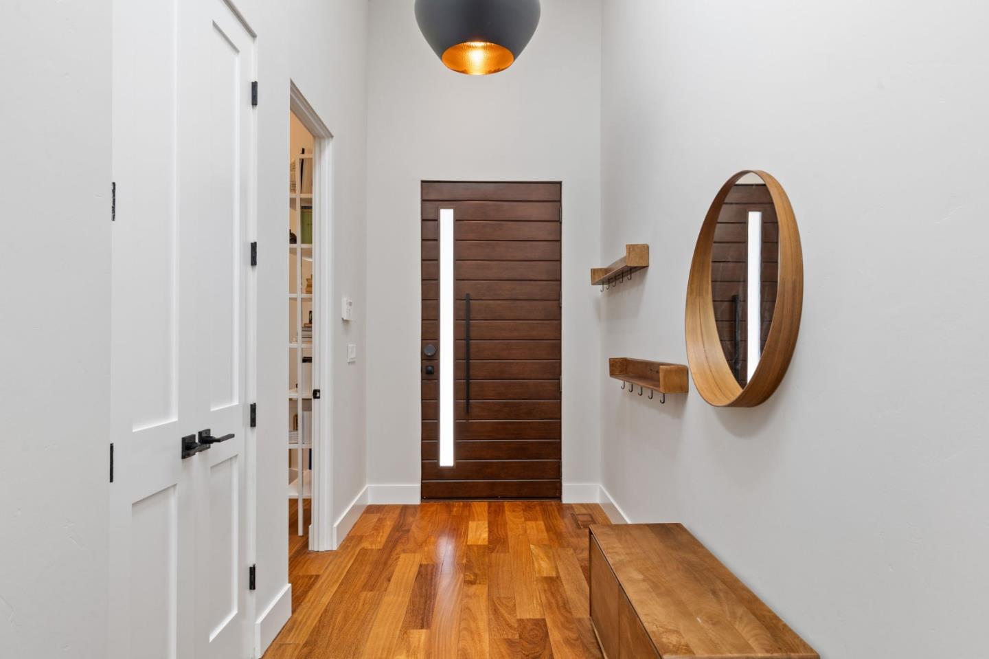 Detail Gallery Image 4 of 44 For 10271 Menhart Ln, Cupertino,  CA 95014 - 5 Beds | 3/1 Baths