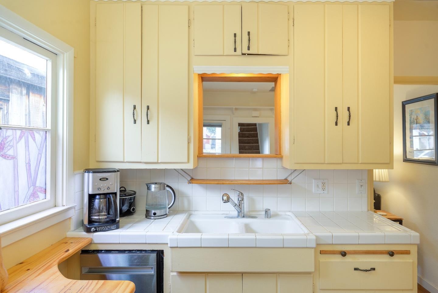 Detail Gallery Image 15 of 37 For 138 17th St a  B,  Pacific Grove,  CA 93950 - 3 Beds | 2 Baths