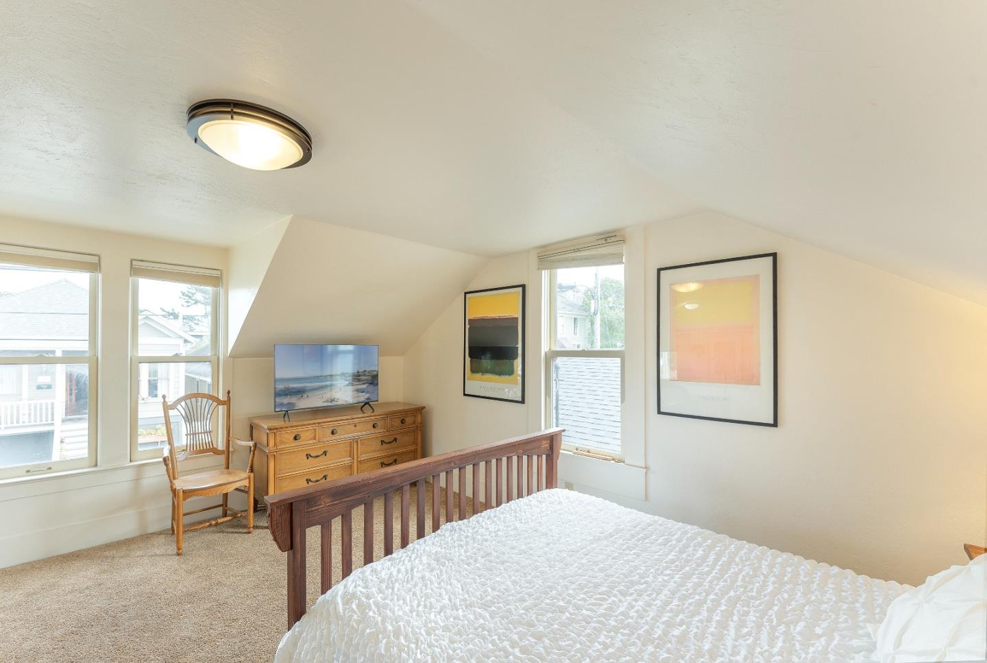 Detail Gallery Image 19 of 37 For 138 17th St a  B,  Pacific Grove,  CA 93950 - 3 Beds | 2 Baths