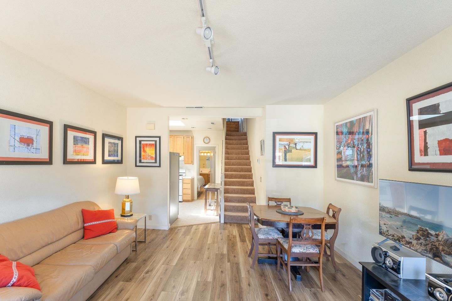 Detail Gallery Image 30 of 37 For 138 17th St a  B,  Pacific Grove,  CA 93950 - 3 Beds | 2 Baths