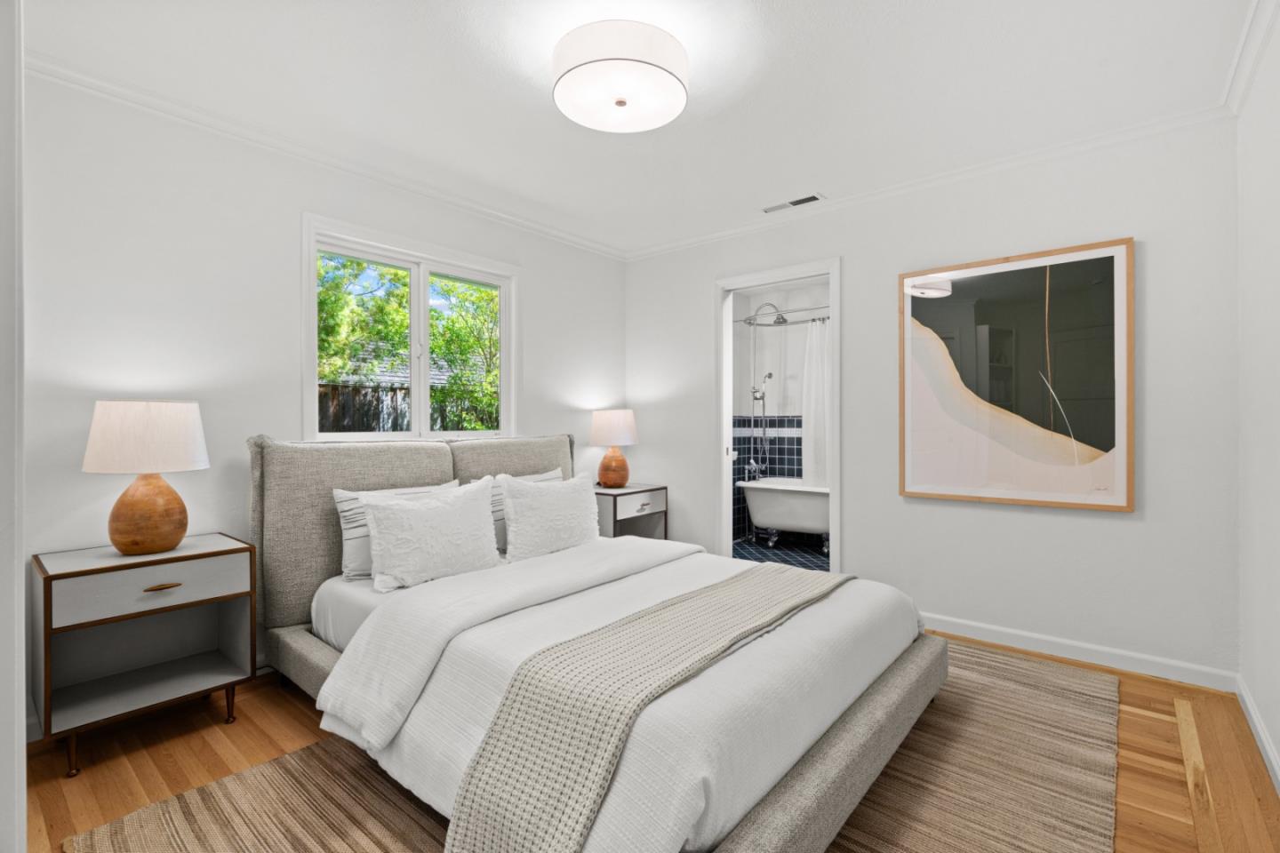 Detail Gallery Image 13 of 28 For 240 Marmona Dr, Menlo Park,  CA 94025 - 3 Beds | 2 Baths