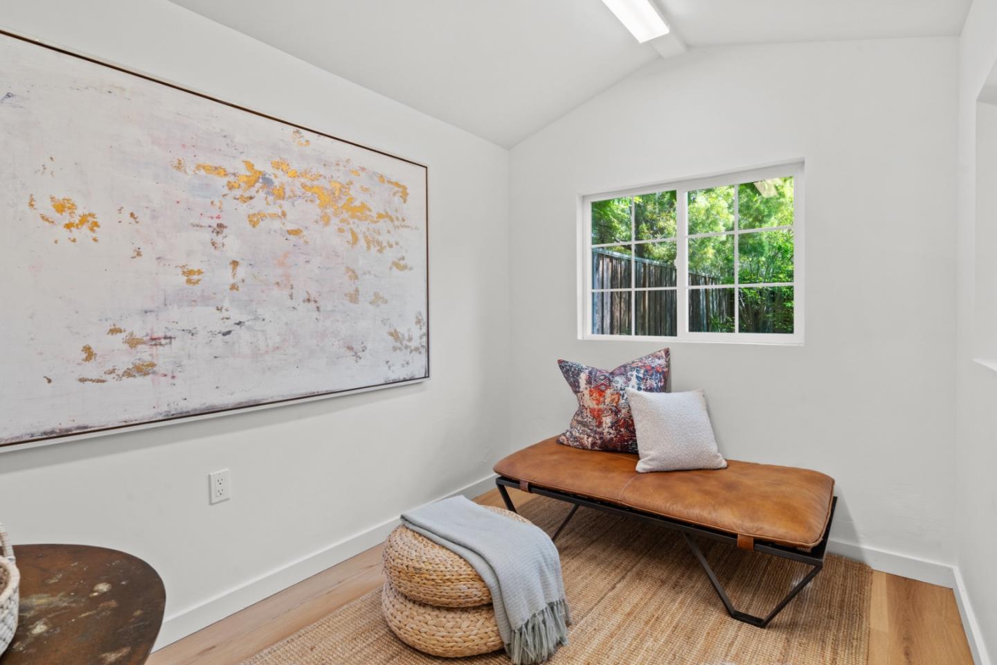 Detail Gallery Image 23 of 28 For 240 Marmona Dr, Menlo Park,  CA 94025 - 3 Beds | 2 Baths
