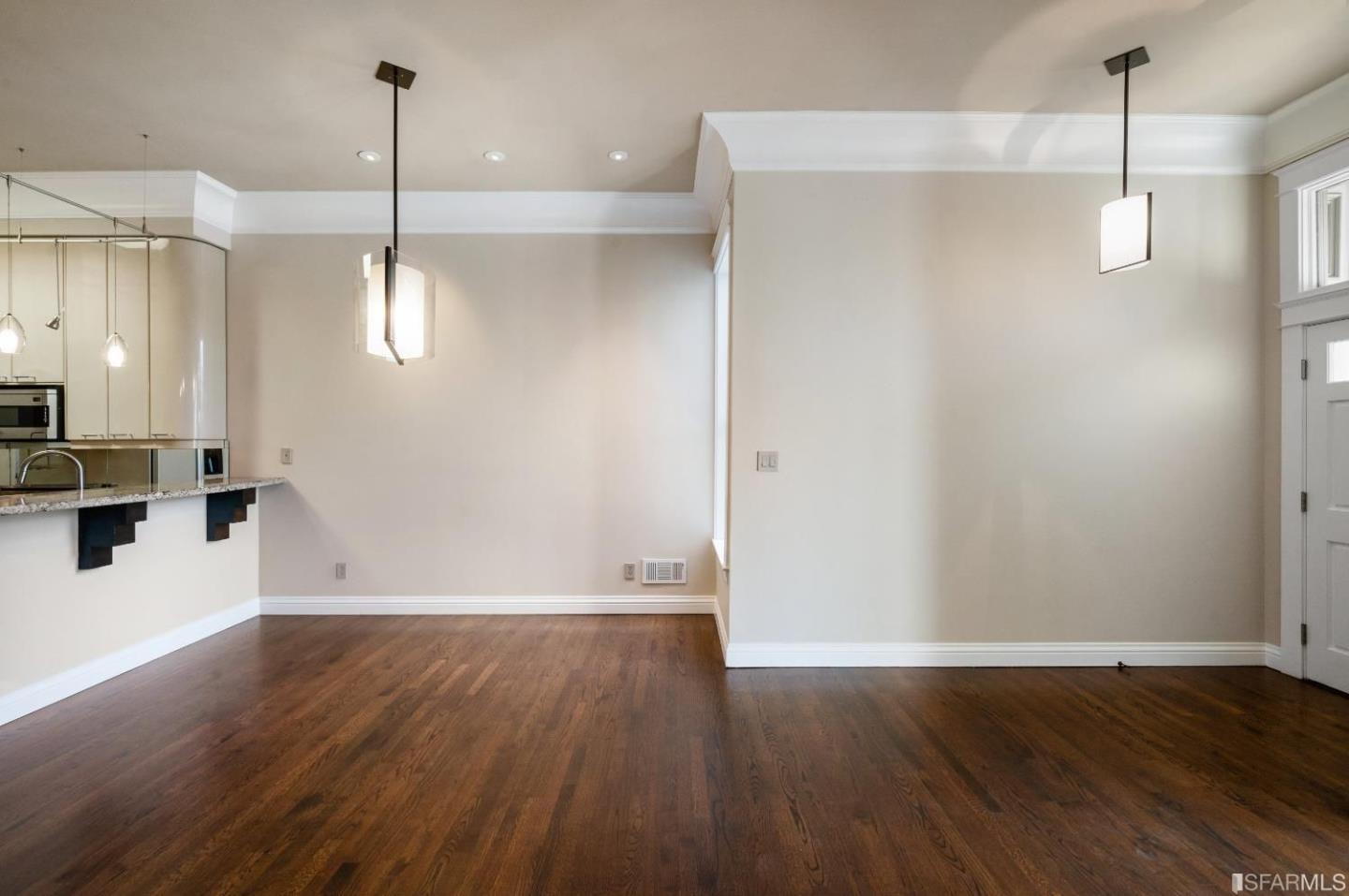 Detail Gallery Image 5 of 19 For 3822 22nd St, San Francisco,  CA 94114 - 2 Beds | 2 Baths