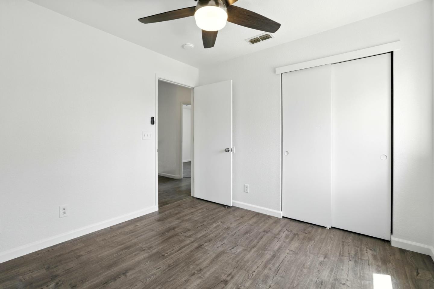 Detail Gallery Image 24 of 47 For 9512 Diamond Point Ln, Elk Grove,  CA 95758 - 4 Beds | 2/1 Baths