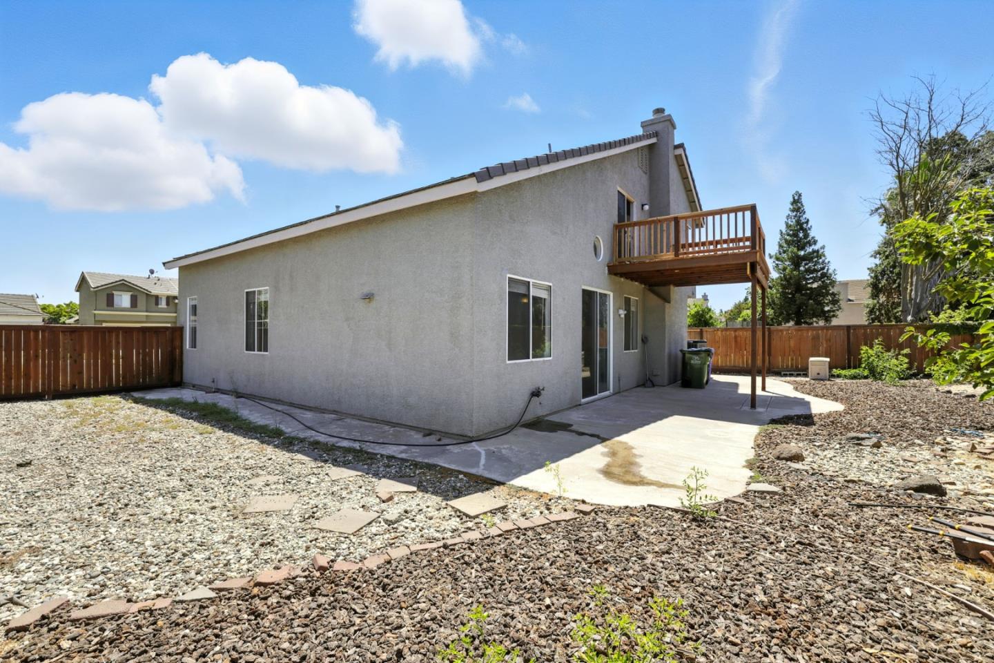 Detail Gallery Image 32 of 47 For 9512 Diamond Point Ln, Elk Grove,  CA 95758 - 4 Beds | 2/1 Baths