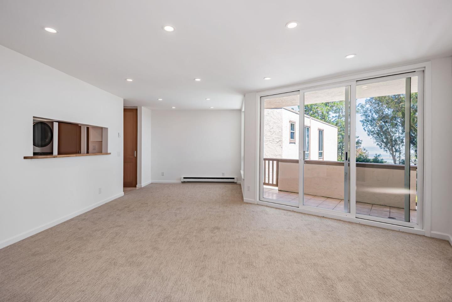 Detail Gallery Image 11 of 40 For 340 Vallejo Dr #83,  Millbrae,  CA 94030 - 2 Beds | 2 Baths