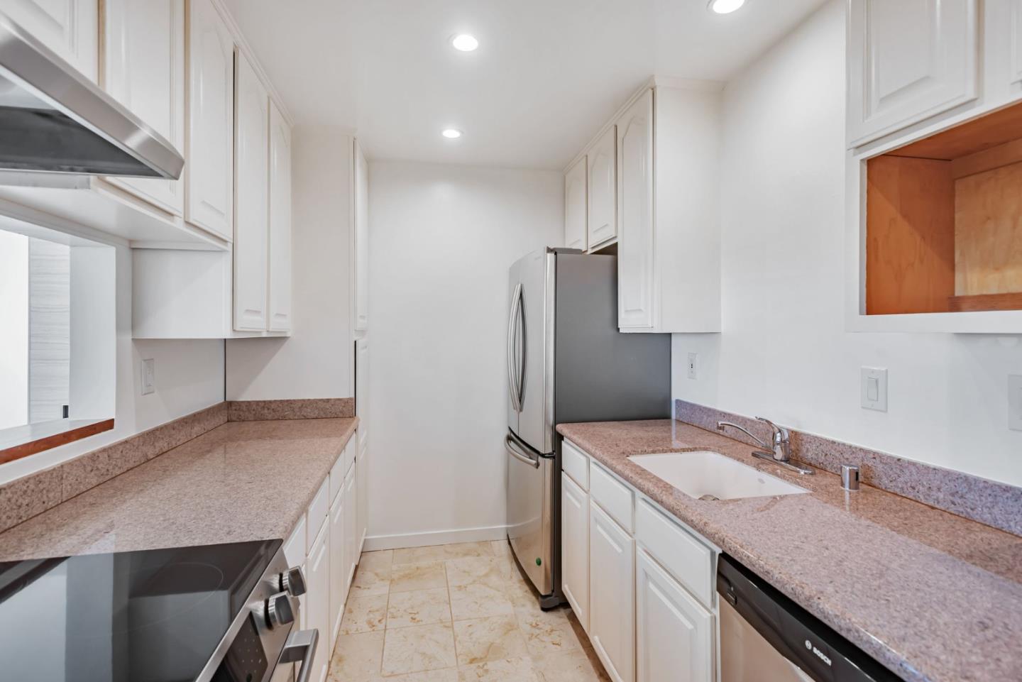 Detail Gallery Image 15 of 40 For 340 Vallejo Dr #83,  Millbrae,  CA 94030 - 2 Beds | 2 Baths