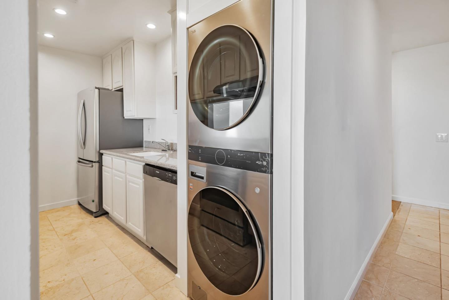 Detail Gallery Image 34 of 40 For 340 Vallejo Dr #83,  Millbrae,  CA 94030 - 2 Beds | 2 Baths