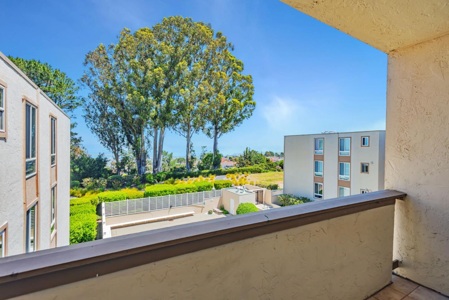 Detail Gallery Image 35 of 40 For 340 Vallejo Dr #83,  Millbrae,  CA 94030 - 2 Beds | 2 Baths
