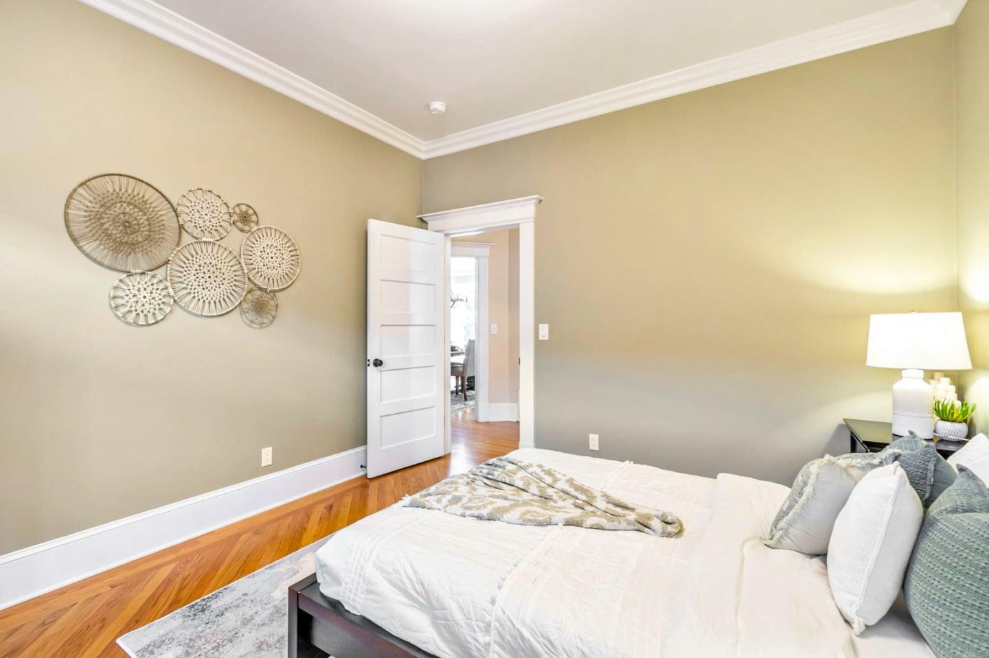 Detail Gallery Image 24 of 65 For 190 S 15th St, San Jose,  CA 95112 - 6 Beds | 3 Baths