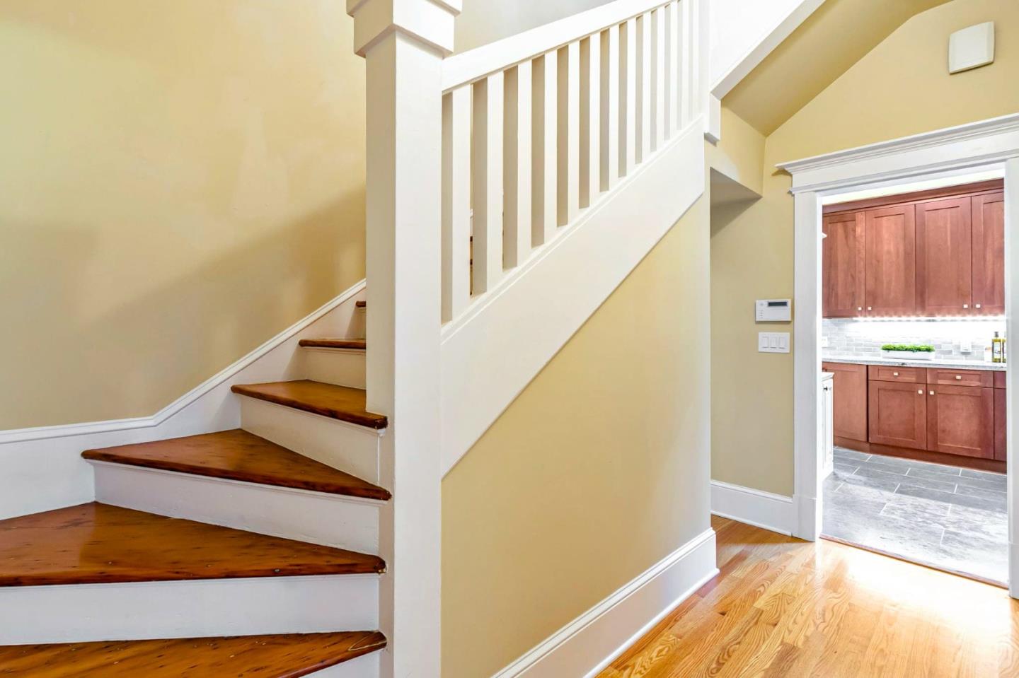 Detail Gallery Image 27 of 65 For 190 S 15th St, San Jose,  CA 95112 - 6 Beds | 3 Baths