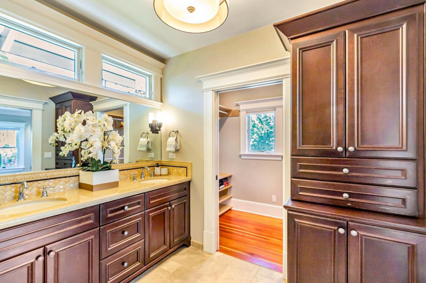 Detail Gallery Image 43 of 65 For 190 S 15th St, San Jose,  CA 95112 - 6 Beds | 3 Baths