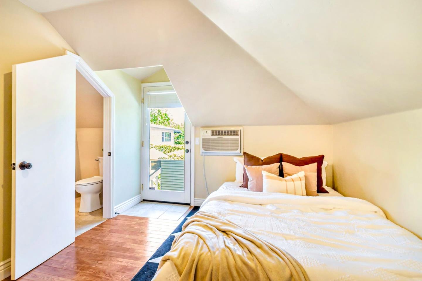 Detail Gallery Image 59 of 65 For 190 S 15th St, San Jose,  CA 95112 - 6 Beds | 3 Baths