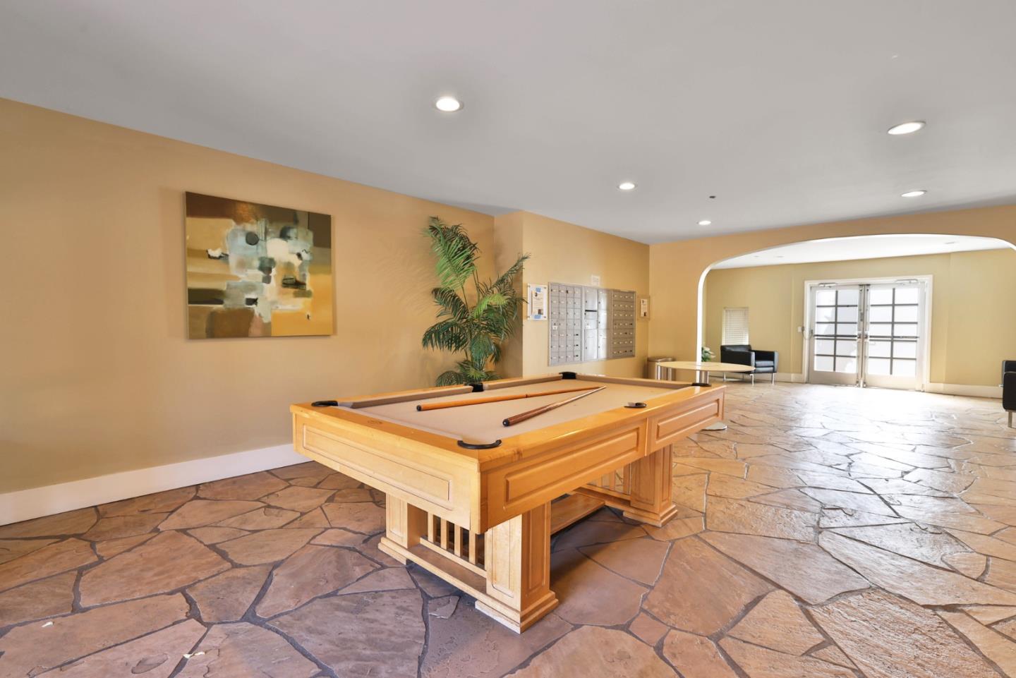 Detail Gallery Image 21 of 33 For 1855 Palm View Pl #221,  Santa Clara,  CA 95050 - 2 Beds | 2 Baths