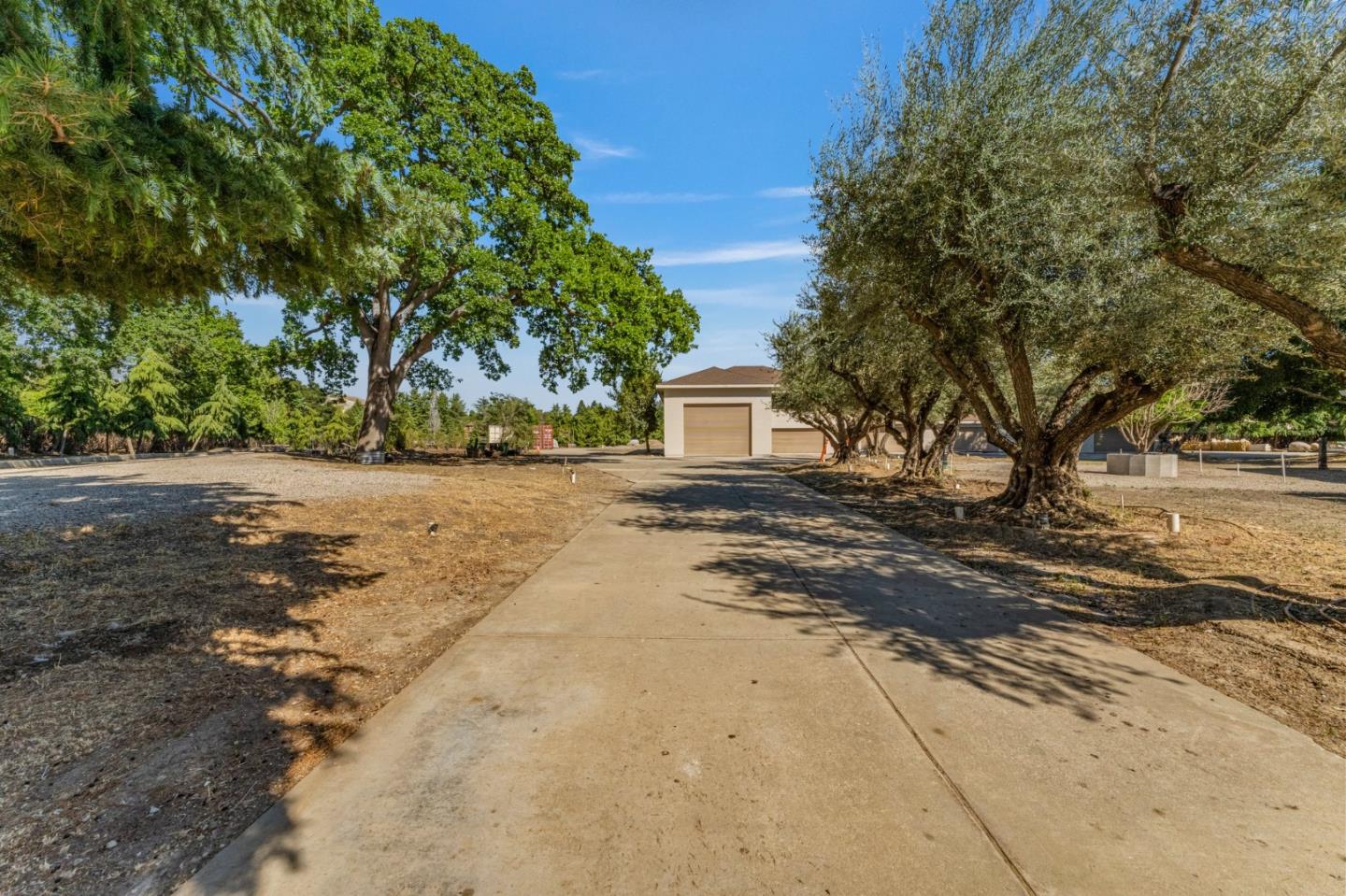 Detail Gallery Image 66 of 79 For 1080 Finley, Pleasanton,  CA 94588 - 6 Beds | 4/3 Baths