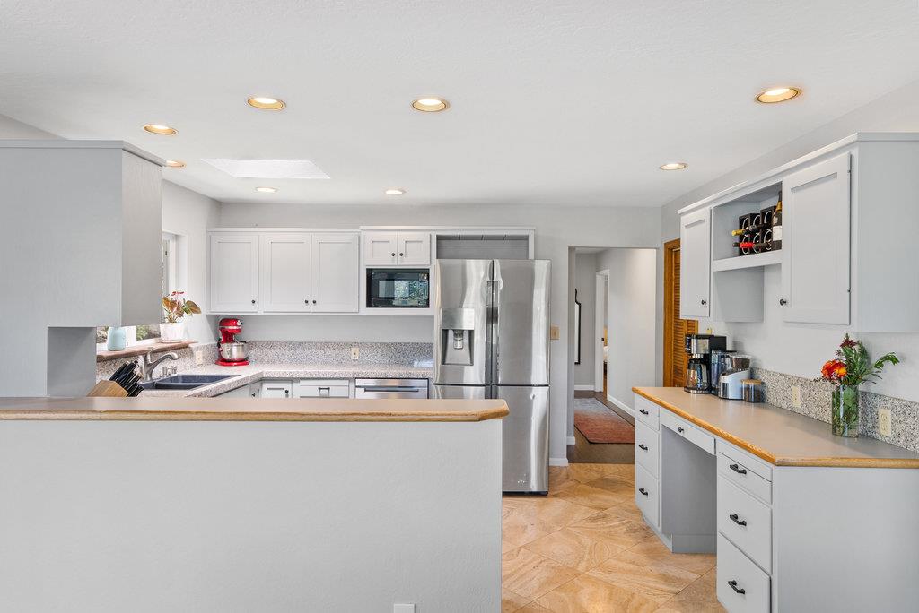 Detail Gallery Image 14 of 51 For 6443 E Zayante Rd, Felton,  CA 95018 - 3 Beds | 3 Baths