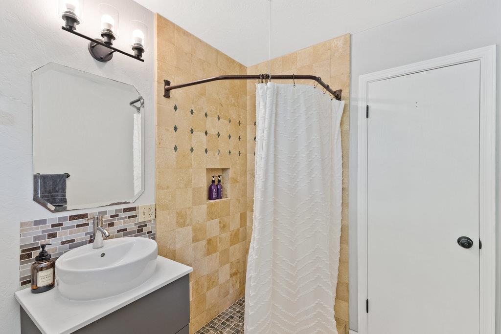 Detail Gallery Image 19 of 51 For 6443 E Zayante Rd, Felton,  CA 95018 - 3 Beds | 3 Baths