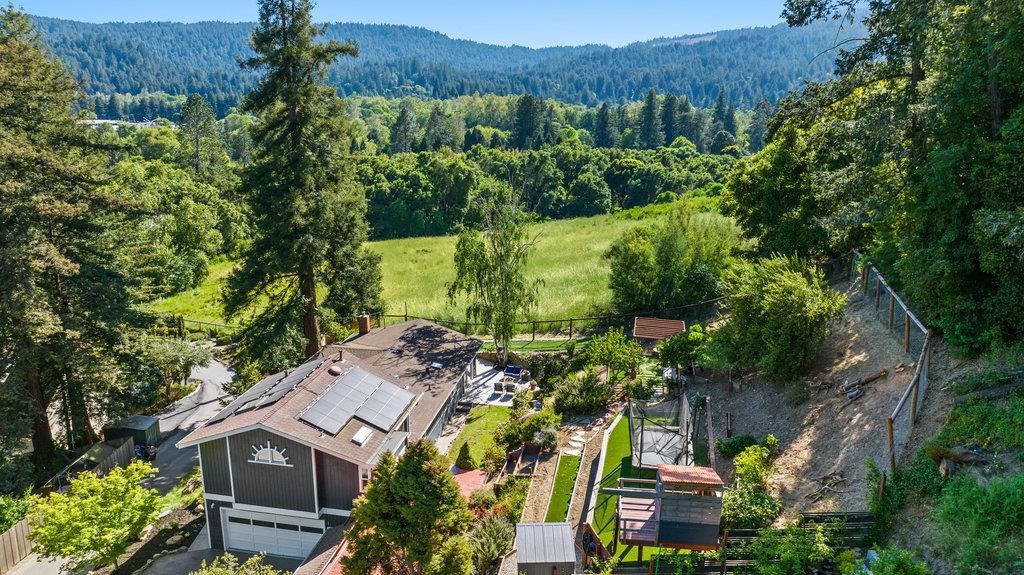 Detail Gallery Image 4 of 51 For 6443 E Zayante Rd, Felton,  CA 95018 - 3 Beds | 3 Baths
