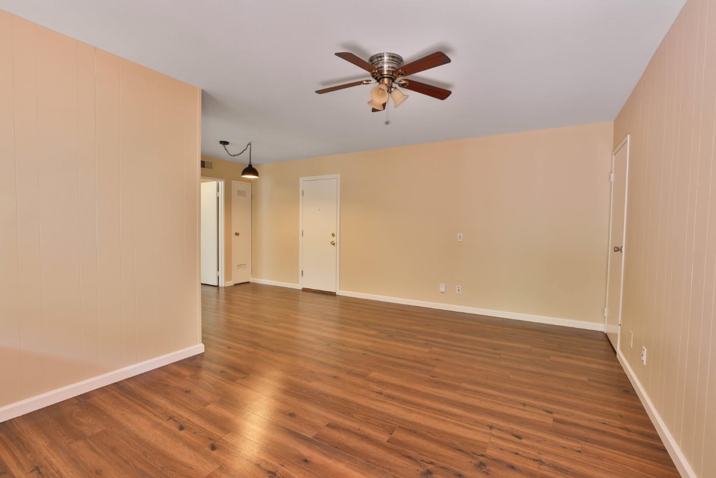 Detail Gallery Image 10 of 24 For 1830 Ednamary Way, Mountain View,  CA 94040 - – Beds | – Baths