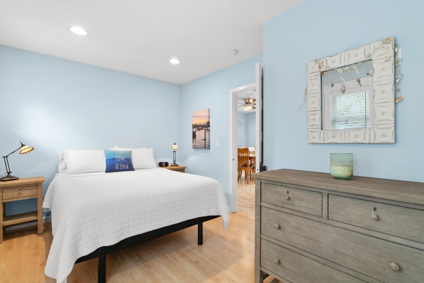 Detail Gallery Image 18 of 56 For 2010 Jose Ave, Santa Cruz,  CA 95062 - 2 Beds | 2 Baths