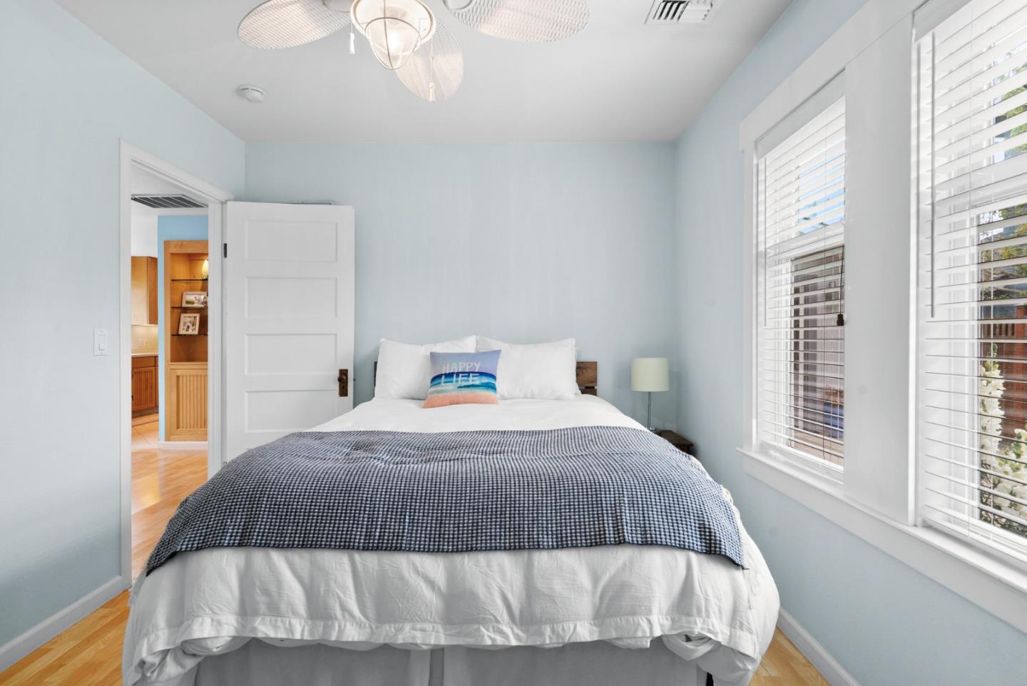 Detail Gallery Image 23 of 56 For 2010 Jose Ave, Santa Cruz,  CA 95062 - 2 Beds | 2 Baths