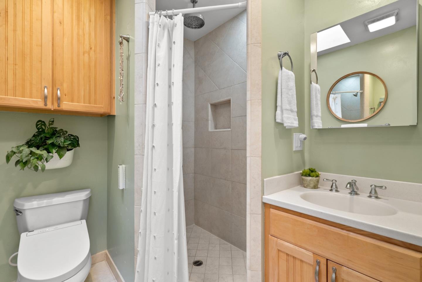 Detail Gallery Image 24 of 56 For 2010 Jose Ave, Santa Cruz,  CA 95062 - 2 Beds | 2 Baths
