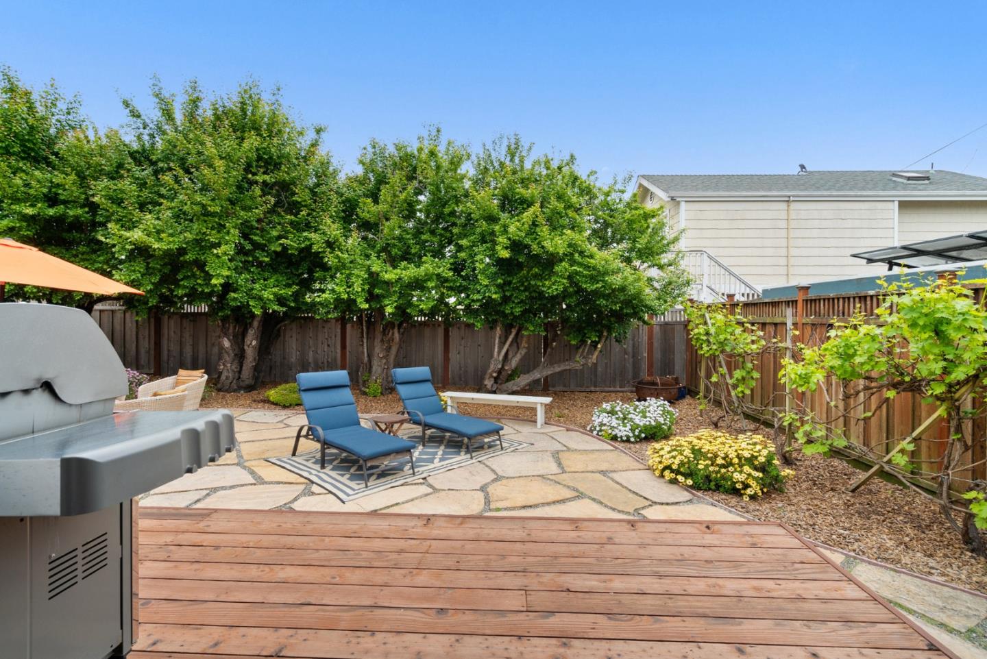 Detail Gallery Image 32 of 56 For 2010 Jose Ave, Santa Cruz,  CA 95062 - 2 Beds | 2 Baths