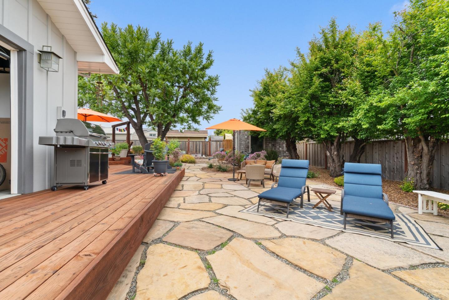 Detail Gallery Image 33 of 56 For 2010 Jose Ave, Santa Cruz,  CA 95062 - 2 Beds | 2 Baths