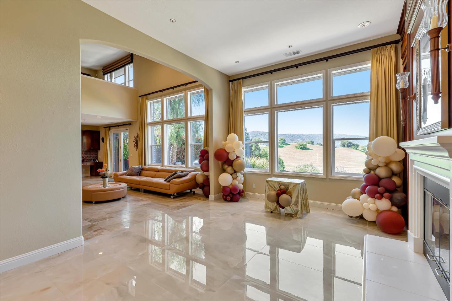 Detail Gallery Image 10 of 44 For 2330 Stonecress St, Gilroy,  CA 95020 - 5 Beds | 4 Baths