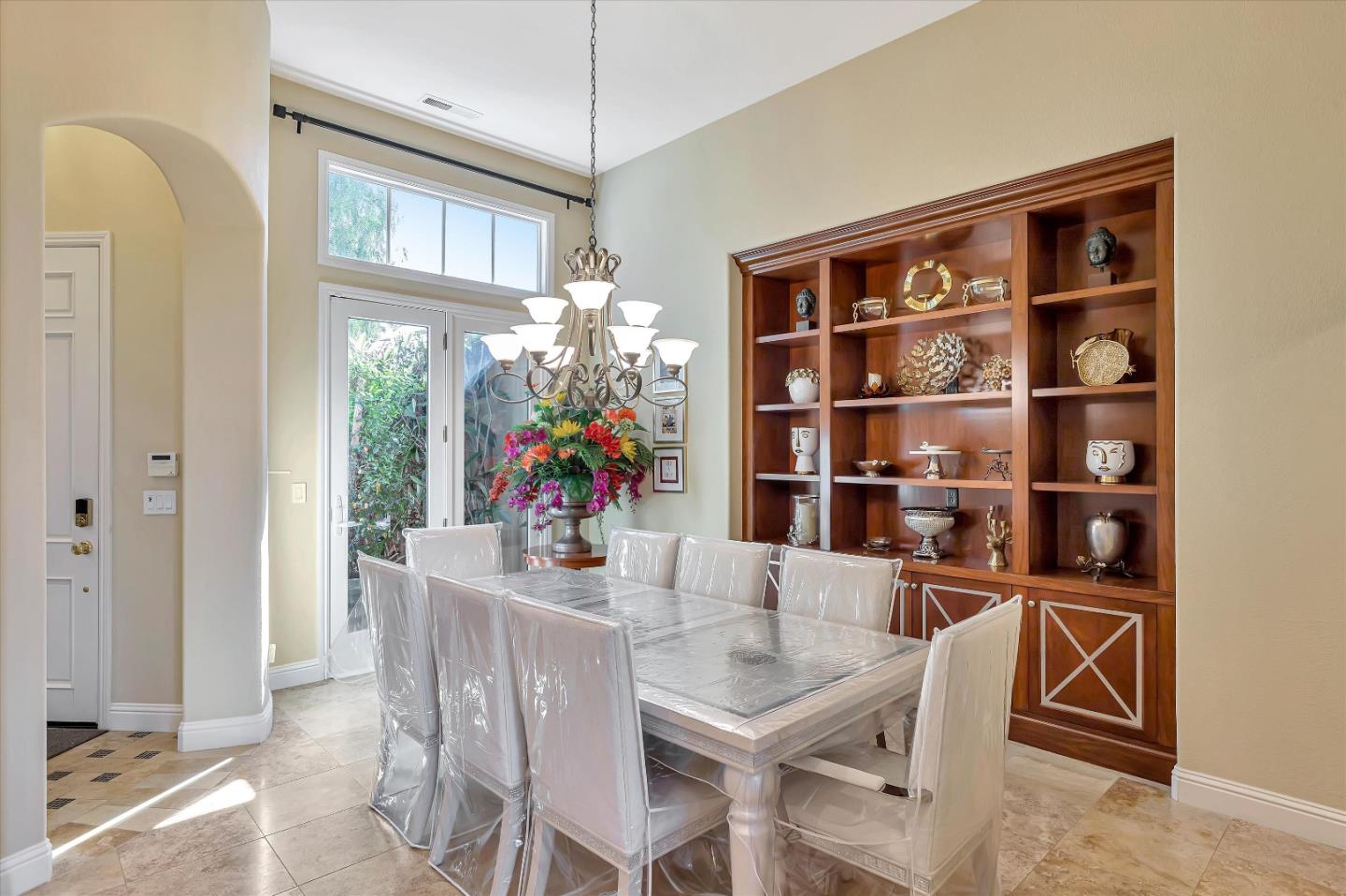 Detail Gallery Image 20 of 44 For 2330 Stonecress St, Gilroy,  CA 95020 - 5 Beds | 4 Baths