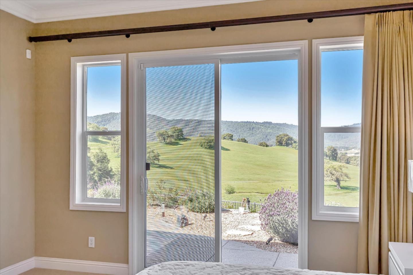 Detail Gallery Image 27 of 44 For 2330 Stonecress St, Gilroy,  CA 95020 - 5 Beds | 4 Baths