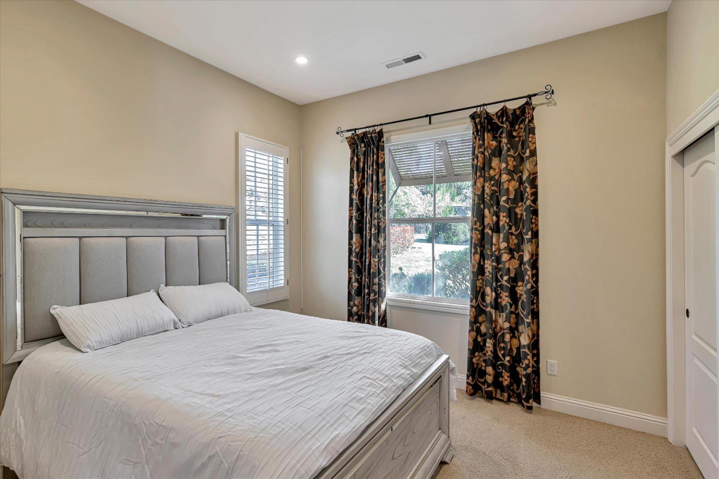 Detail Gallery Image 30 of 44 For 2330 Stonecress St, Gilroy,  CA 95020 - 5 Beds | 4 Baths